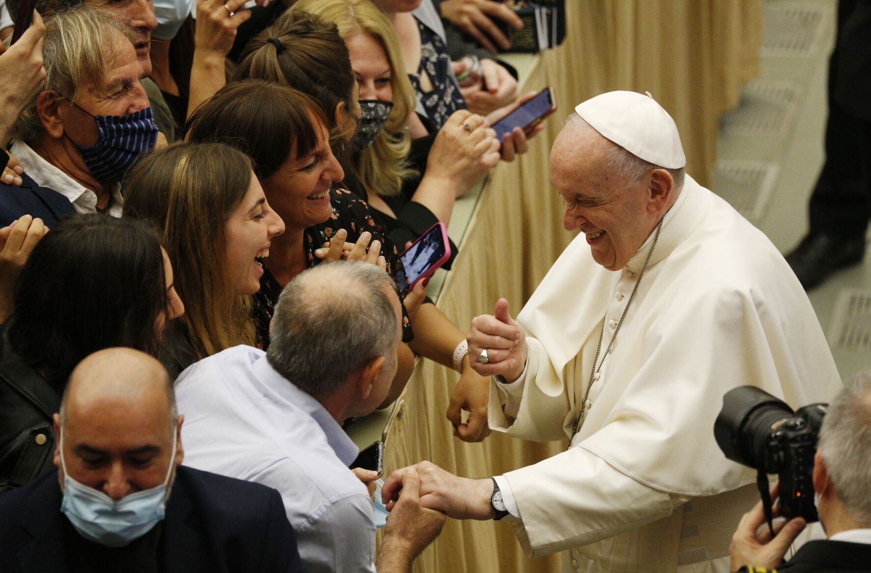 POPE-AUDIENCE-TRIP